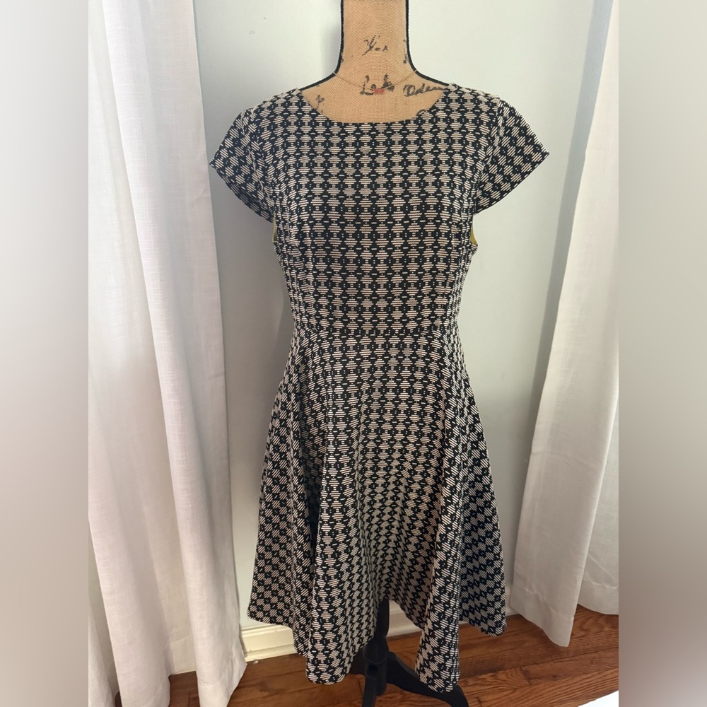 Anthropologie Maeve size 10.